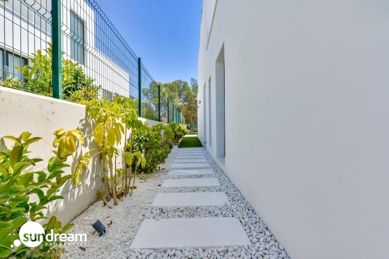 g_42653-16-30 Villa en venta obra nueva con piscina en Finestrat