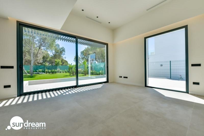 g_42653-16-5 Villa en venta obra nueva con piscina en Finestrat