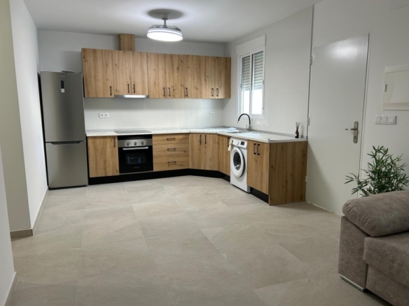 Casa de pueblo reformada en venta Hurchillo Orihuela
