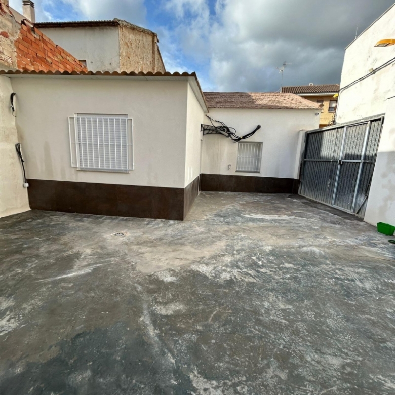 Casa de pueblo reformada en venta Hurchillo Orihuela