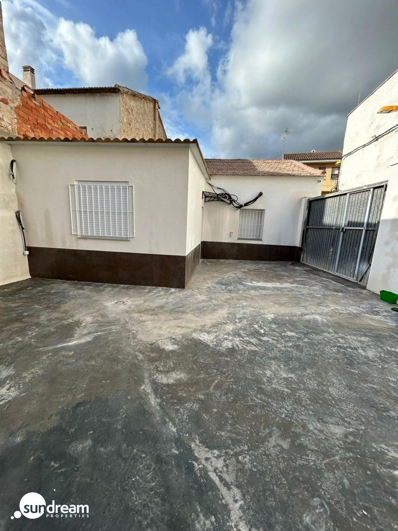 g_42672-10-18 Casa de pueblo reformada en venta Hurchillo Orihuela