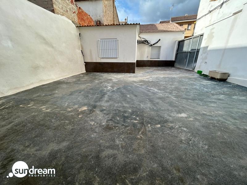Casa de pueblo reformada en venta Hurchillo Orihuela