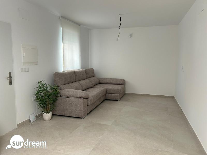 g_42672-10-7 Casa de pueblo reformada en venta Hurchillo Orihuela