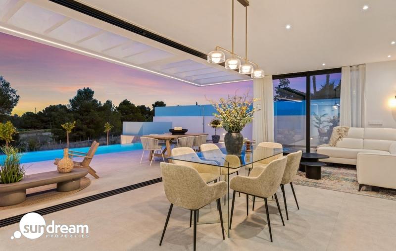 Villa de nueva construcción de 3 dormitorios con piscina privada y sótano con garaje y trastero a la venta en Polop