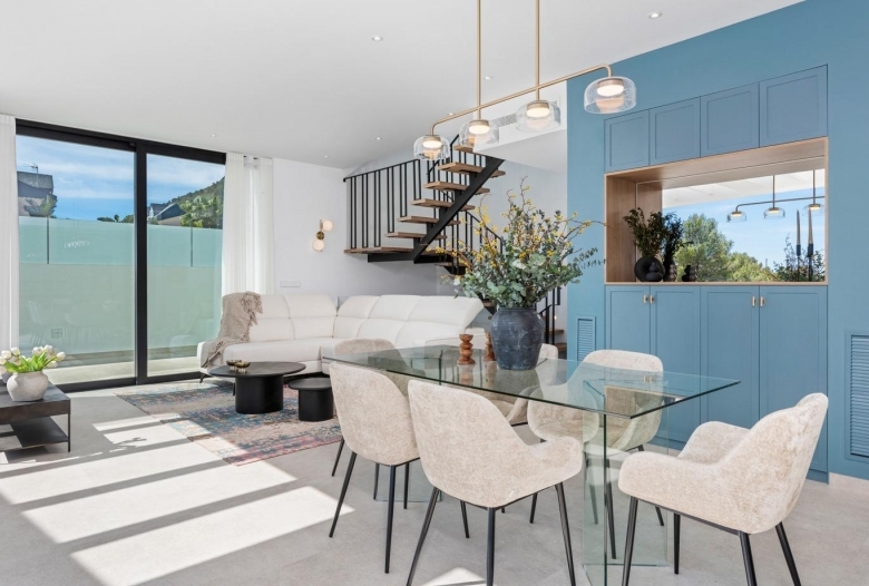 Villa de nueva construcción de 3 dormitorios con piscina privada y sótano con garaje y trastero a la venta en Polop