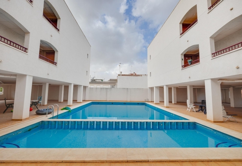 Apartamento en venta de 1 dormitorio en San Fulgencio(Alicante)