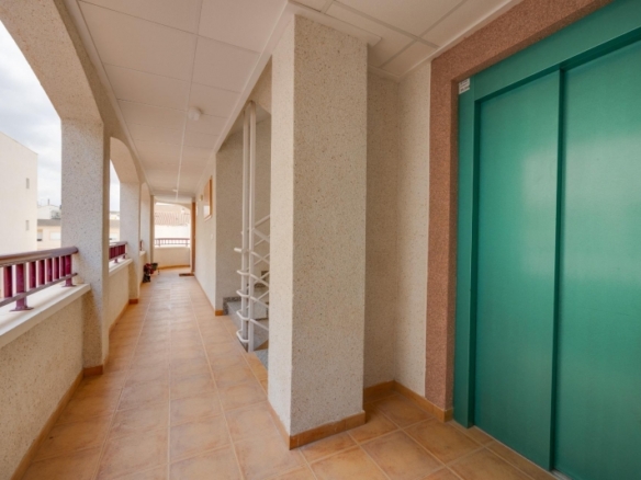 Apartamento en venta de 1 dormitorio en San Fulgencio(Alicante)