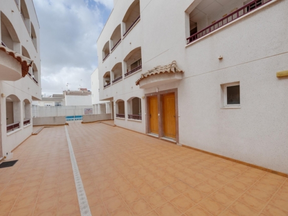 Apartamento en venta de 1 dormitorio en San Fulgencio(Alicante)