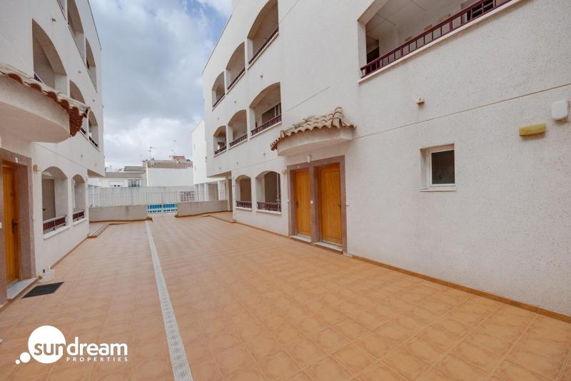 g_43006-13-18 Apartamento en venta de 1 dormitorio en San Fulgencio(Alicante)