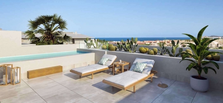 Apartamento de 3 dormitorios a 5 minutos de la playa, el puerto y el centro en venta en Jávea