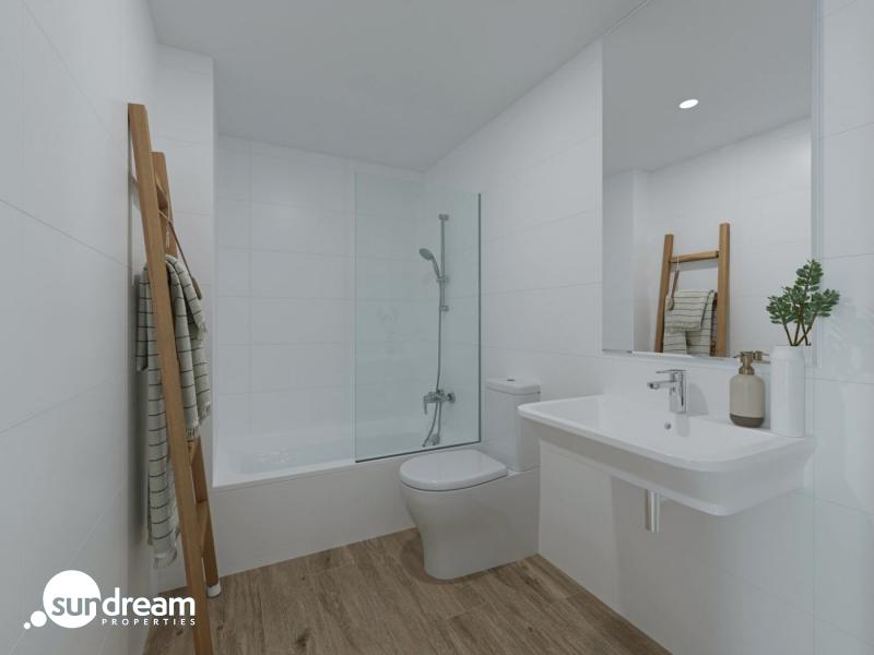 Apartamento de 3 dormitorios a 5 minutos de la playa, el puerto y el centro en venta en Jávea