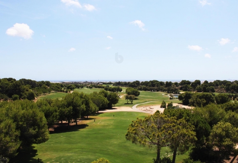 LO ROMERO GOLF, MAGNÍFICOS APARTAMENTOS EN PRIMERA LÍNEA 3 DORMITORIOS 2 BAÑOS