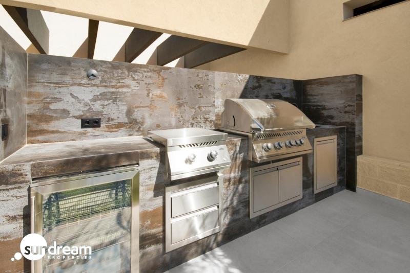 g_43473-9-20 Villa en una sola planta con 3 dormitorios y piscina privada a la venta en resort de golf(Murcia)
