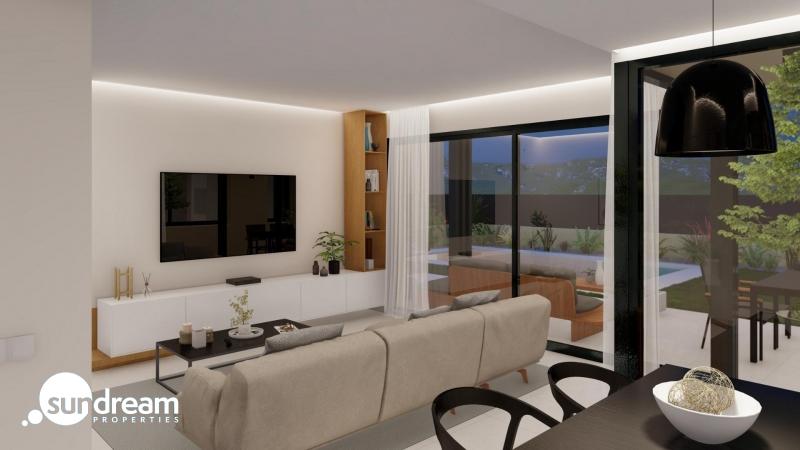 Villa de 3 dormitorios en una sola planta con piscina privada en resort de golf a la venta en Murcia