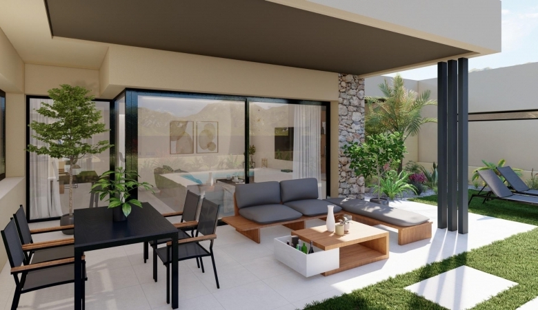 Villa de 3 dormitorios en una sola planta con piscina privada en resort de golf a la venta en Murcia