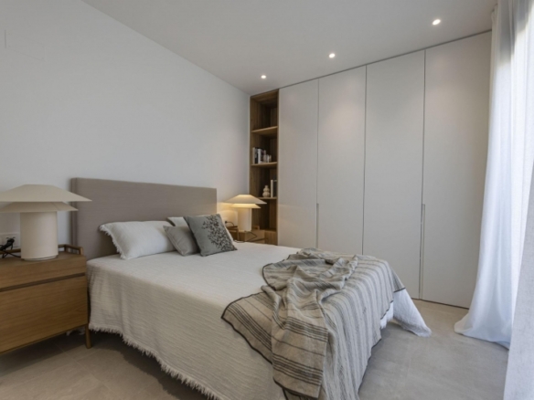 Villa de nueva construcción de 3 dormitorios con piscina privada y vistas a la montaña en campo de golf(Murcia)
