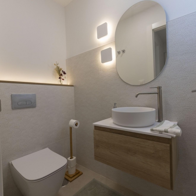 Villa de nueva construcción de 3 dormitorios con piscina privada y vistas a la montaña en campo de golf(Murcia)