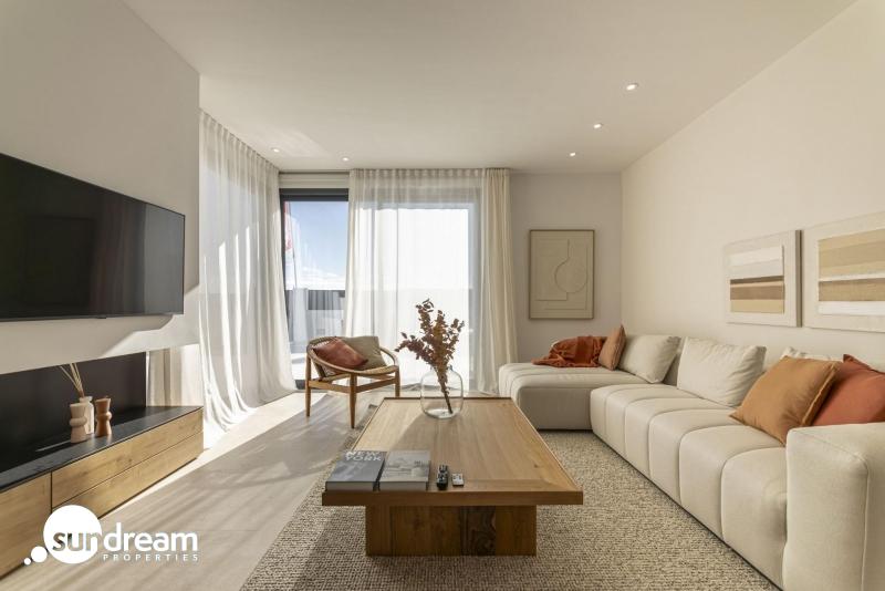 Villa de nueva construcción de 3 dormitorios con piscina privada y vistas a la montaña en campo de golf(Murcia)