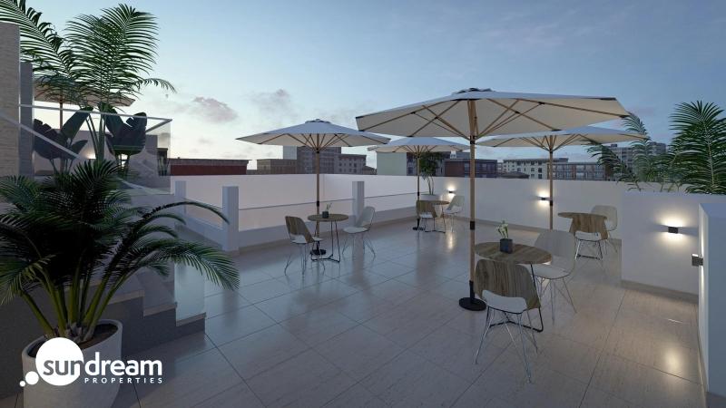 g_43520-46-16 Ático de 1 dormitorio con solarium privado a 800m de la playa y el paseo marítimo en Torrevieja(Alicante)
