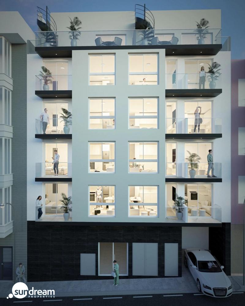 g_43520-46-18 Ático de 1 dormitorio con solarium privado a 800m de la playa y el paseo marítimo en Torrevieja(Alicante)