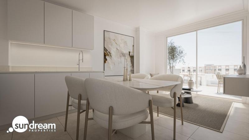 g_43520-46-3 Ático de 1 dormitorio con solarium privado a 800m de la playa y el paseo marítimo en Torrevieja(Alicante)
