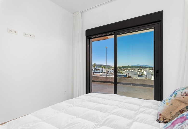 Apartamento de planta baja con 2 dormitorios a la venta en Benijófar(Alicante)