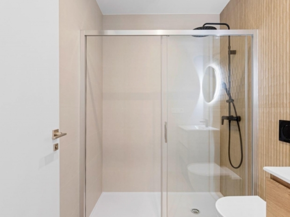 Apartamento de planta baja con 2 dormitorios a la venta en Benijófar(Alicante)