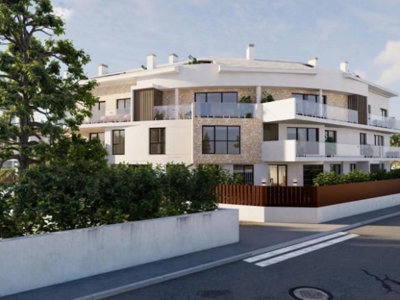 Apartamento de planta baja con 2 dormitorios y amplia terraza a 100 metros del mar en Jávea(Alicante)