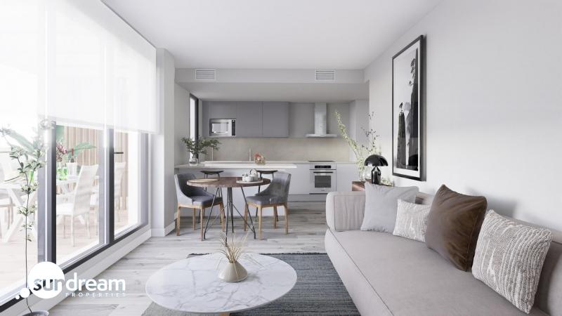 Apartamento de planta baja con 2 dormitorios y amplia terraza a 100 metros del mar en Jávea(Alicante)