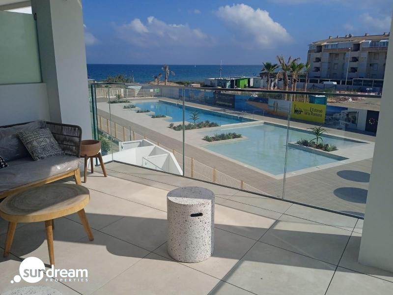 g_38921-14-1 Ático en venta con piscina en playa l’Estanyo Denia