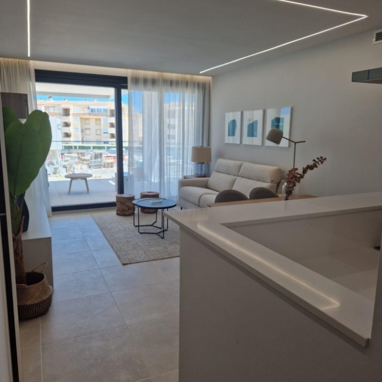 Ático en venta con piscina en playa l’Estanyo Denia