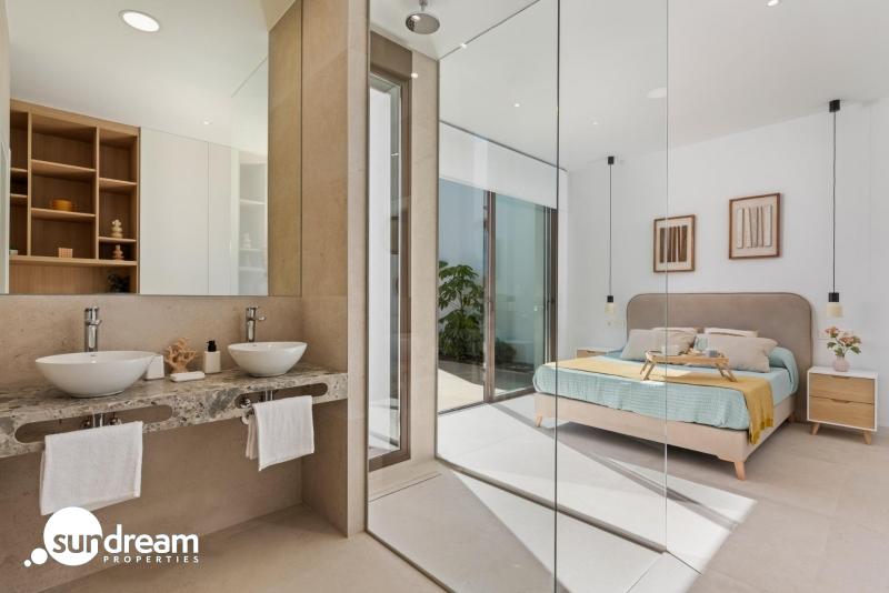 Villa obra nueva en venta en golf La Serena Los Alcázares