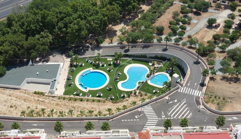 MAGNIFICO ATICO CON SOLARIUM PRIVADO Y VISTAS AL MAR  EN XERESA DEL MONTE(GANDIA).