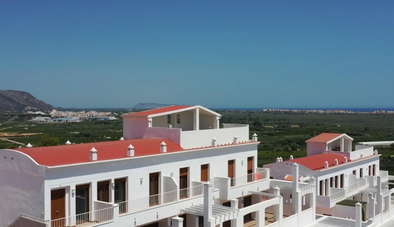 MAGNIFICO ATICO CON SOLARIUM PRIVADO Y VISTAS AL MAR  EN XERESA DEL MONTE(GANDIA).