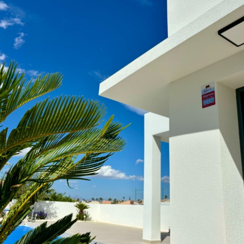 VILLA DE UNA PLANTA, TOTALMENTE PERSONALIZABLE EN CIUDAD QUESADA