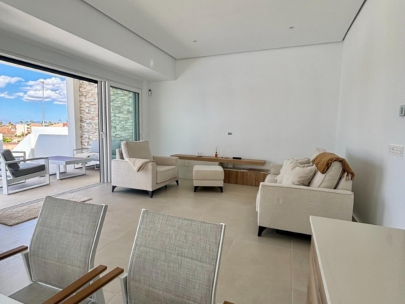 VILLA DE UNA PLANTA, TOTALMENTE PERSONALIZABLE EN CIUDAD QUESADA