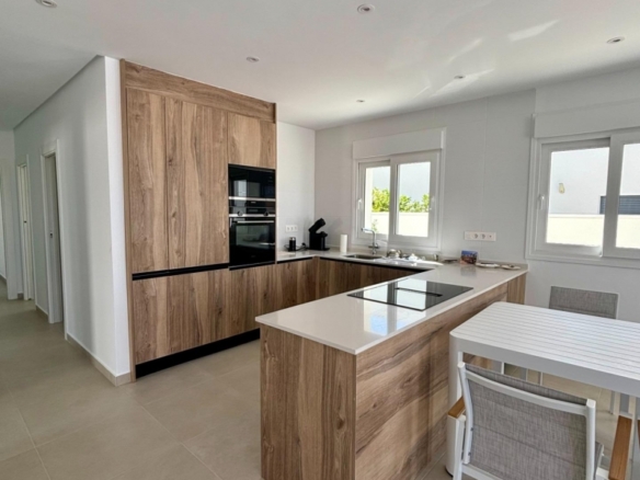 VILLA DE UNA PLANTA, TOTALMENTE PERSONALIZABLE EN CIUDAD QUESADA