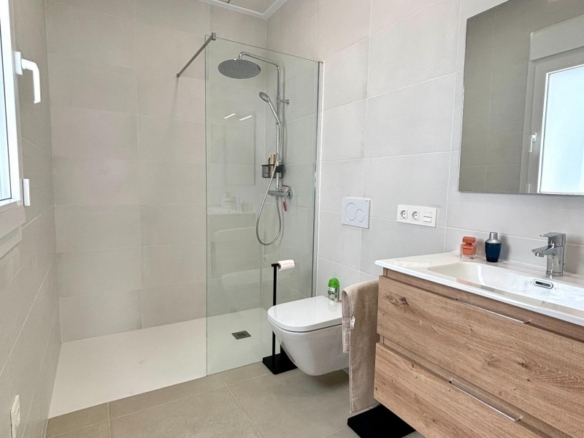 VILLA DE UNA PLANTA, TOTALMENTE PERSONALIZABLE EN CIUDAD QUESADA