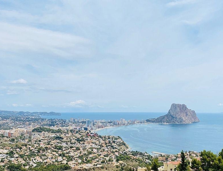 VILLA EXCLUSIVA CON VISTAS ESPECTACULARES EN CALPE
