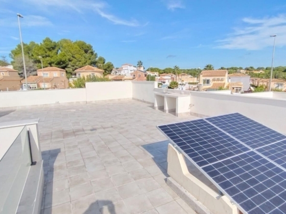 CHALET DE NUEVA CONSTRUCCIÓN EN PINAR DE CAMPOVERDE