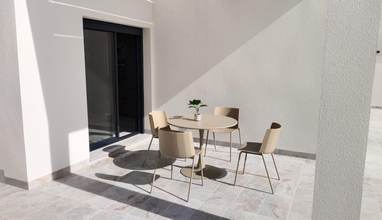 CHALET DE NUEVA CONSTRUCCIÓN EN PINAR DE CAMPOVERDE
