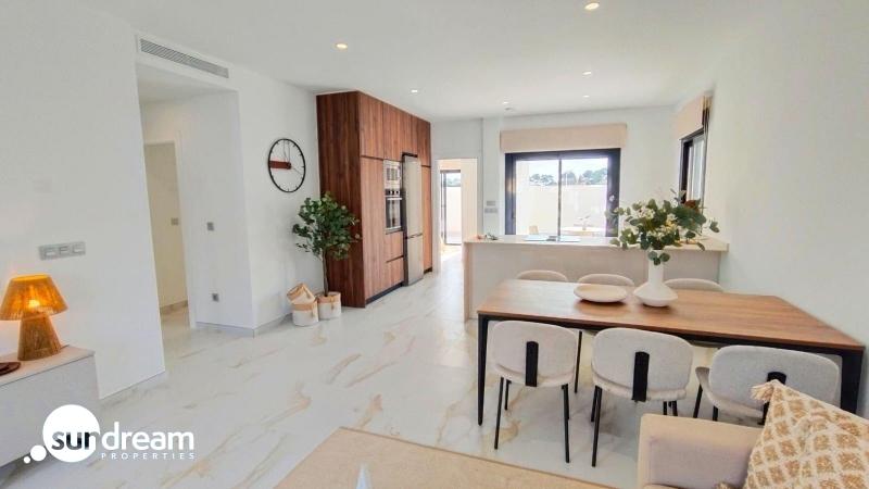 CHALET DE NUEVA CONSTRUCCIÓN EN PINAR DE CAMPOVERDE