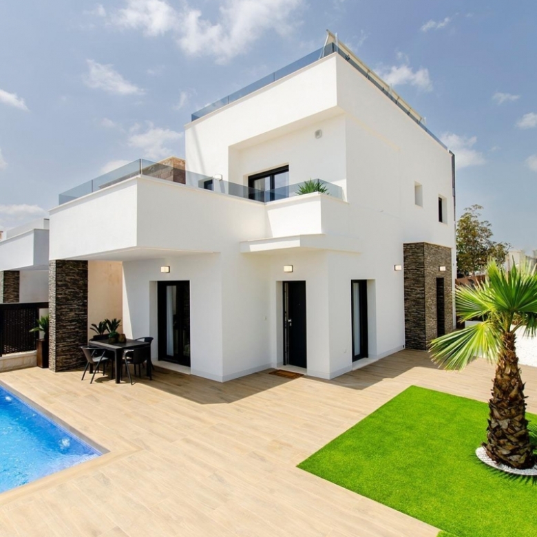 VILLAS DE NUEVA CONSTRUCCIÓN EN CAMPO DE GOLF(ORIHUELA)