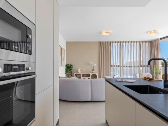 Ático de 2 dormitorios con solarium privado en Mar de Cristal(Cartagena)