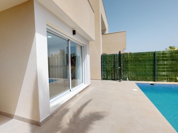 VILLAS DE OBRA NUEVA EN LOS URRUTIAS, MURCIA