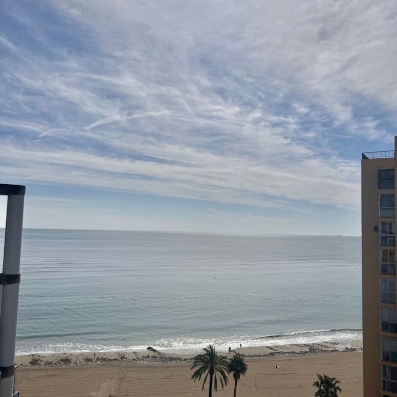 PRECIOSOS ATICOS DUPLEX CON VISTAS AL MAR EN CALPE