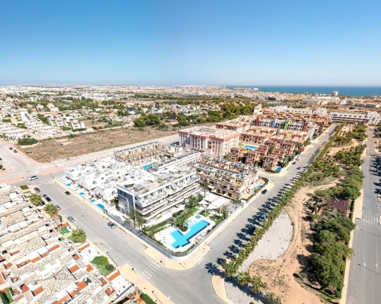 MAGNIFICO ÁTICO DE NUEVA CONSTRUCCIÓN EN LOMAS DE CABO ROIG