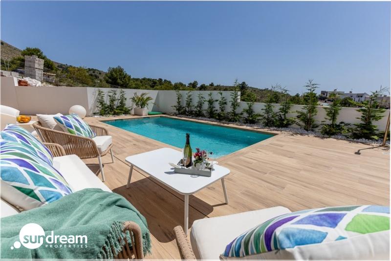 g_39737-15-2 VILLAS DE UNA PLANTA DE OBRA NUEVA EN BALCON DE FINESTRAT