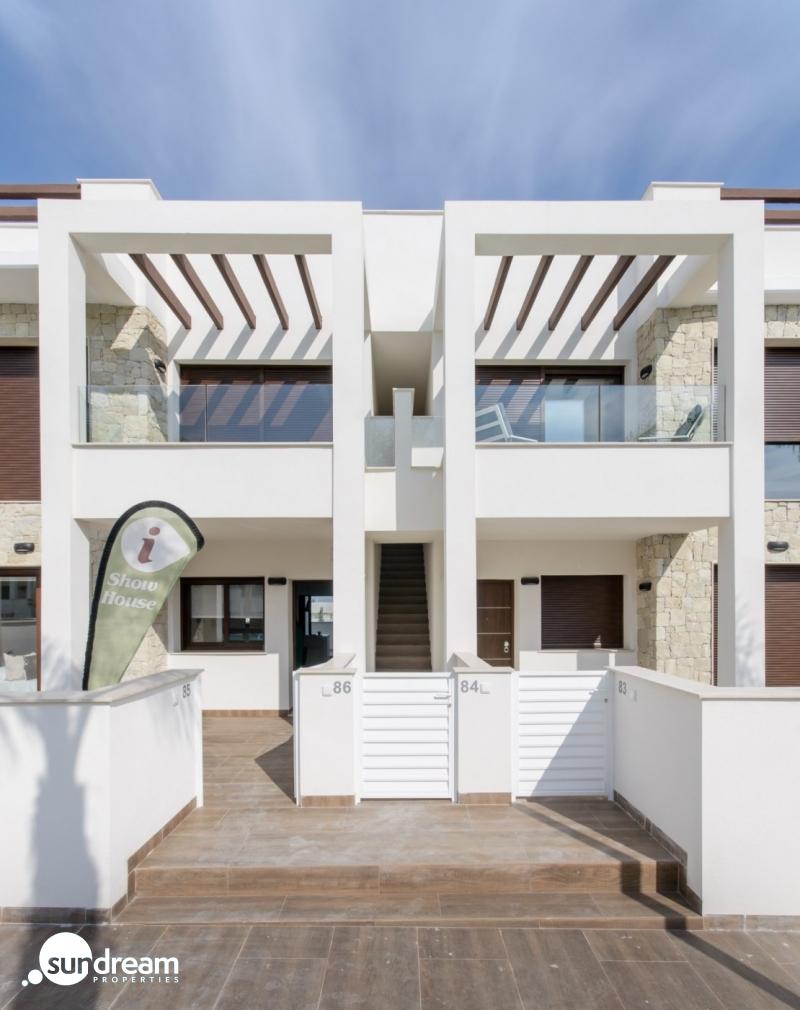 g_39774-3-23 BUNGALOW DE 2 DORM. DE NUEVA CONSTRUCCIÓN EN COMPLEJO RESIDENCIAL EN TORREVIEJA.