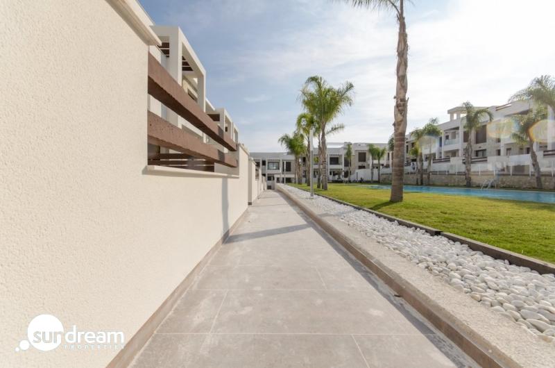 g_39774-3-32 BUNGALOW DE 2 DORM. DE NUEVA CONSTRUCCIÓN EN COMPLEJO RESIDENCIAL EN TORREVIEJA.